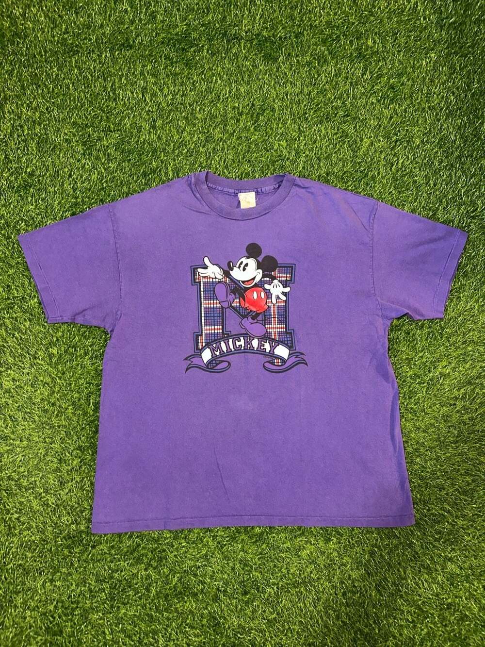 Disney Mickey Mouse Graphic T-Shirt size XL